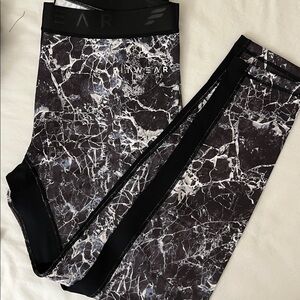 Black and white marbled Print Women's Leggings